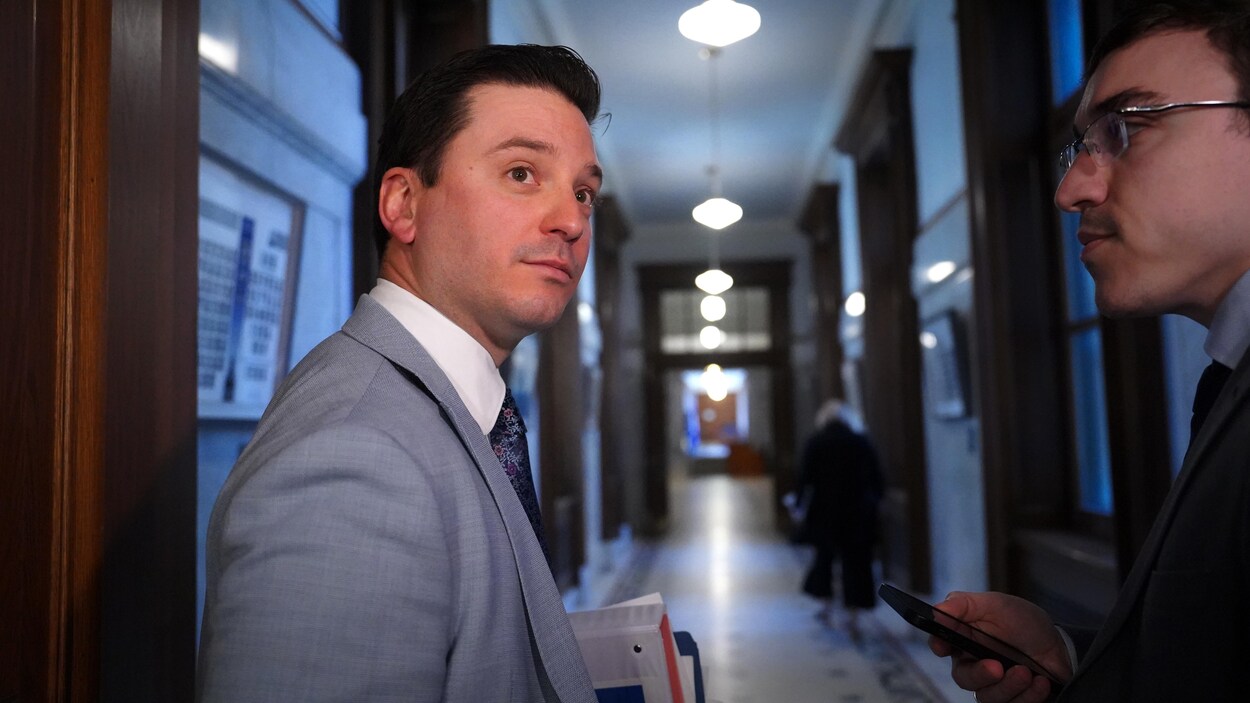 Succession de François Legault : Jolin-Barrette et Drainville en réflexion, Girard renonce