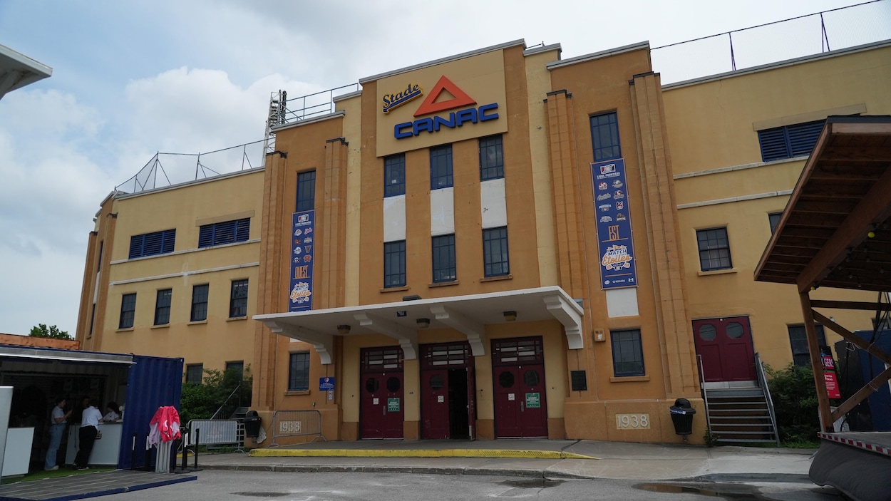 L’appel d’offres pour les grands travaux au Stade Canac est lancé