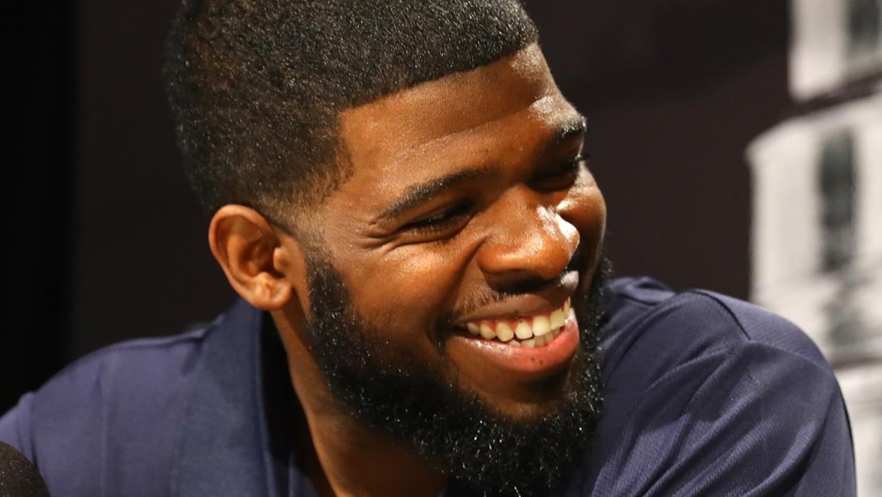 P.K. Subban sourit en conférence de presse.