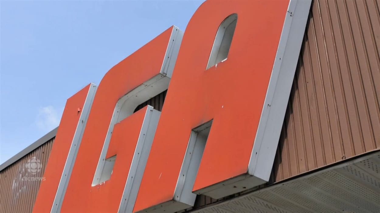 L'enseigne IGA en gros plan.