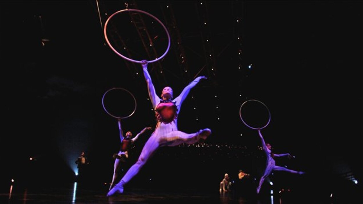 Une présentation du spectacle Quidam du Cirque du Soleil en Argentine