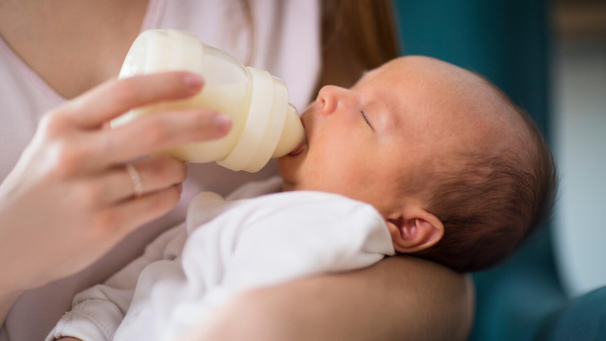 Santé Canada Reconnaît La Pénurie De Préparations Pour Bébés Souffrant D' Allergies | Radio-Canada.ca