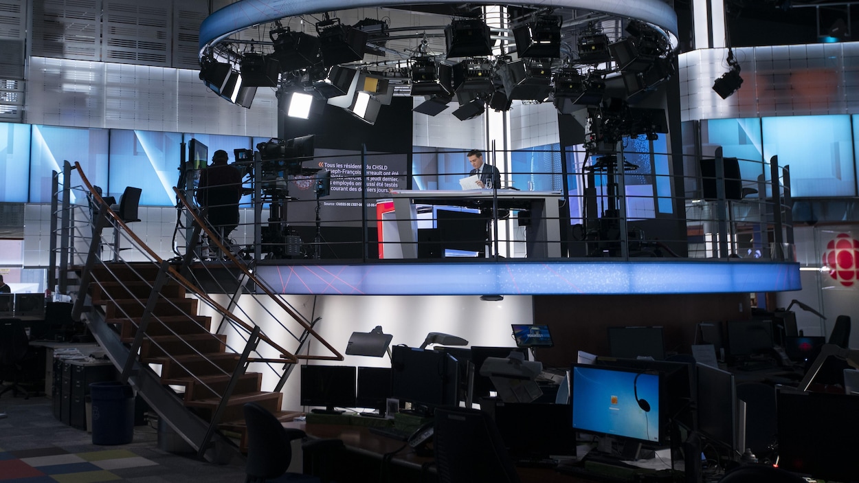Le plateau télévision du centre de l'information.
