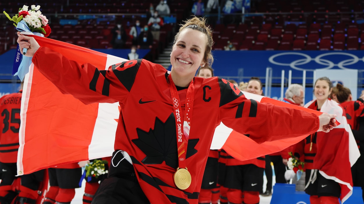 Marie-Philip Poulin Choisie Athlète De L’année Au Canada | Radio-Canada.ca