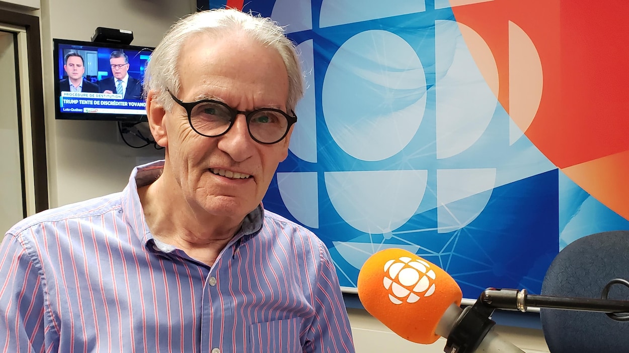 Gérard Bouchard en studio.