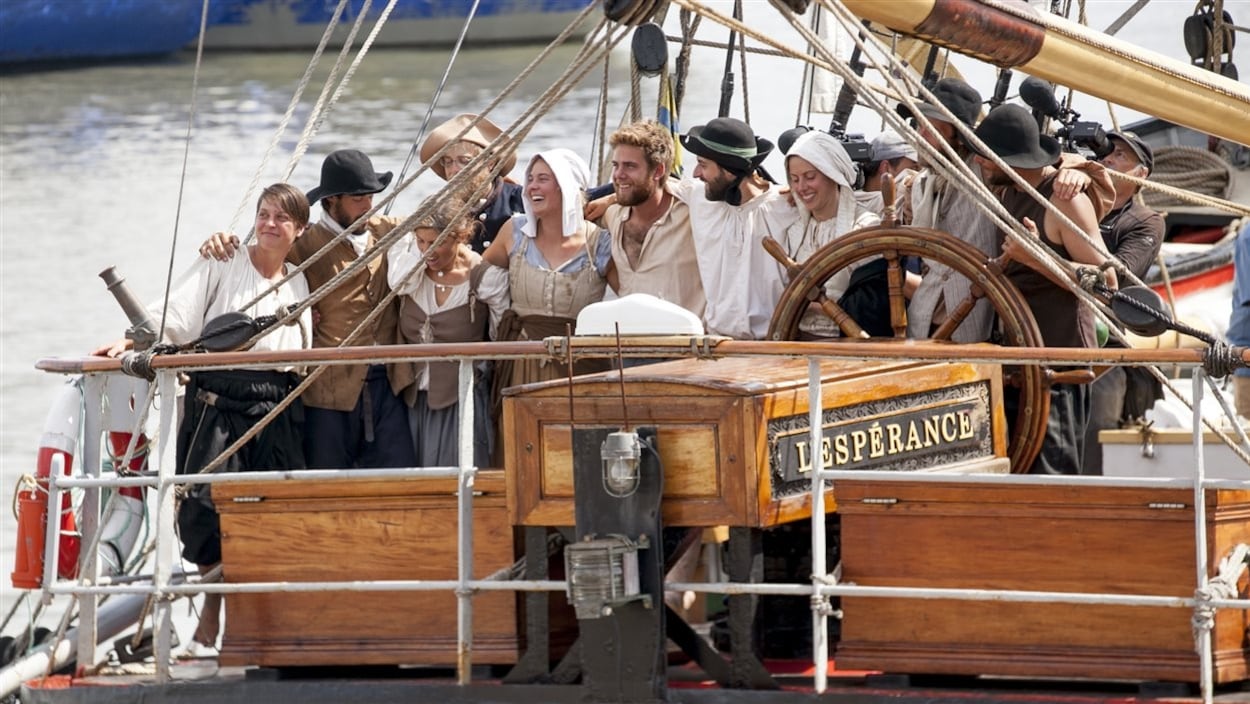 Les participants de la grande traversée sur le bateau. Les participants de la grande traversée sur le bateau.