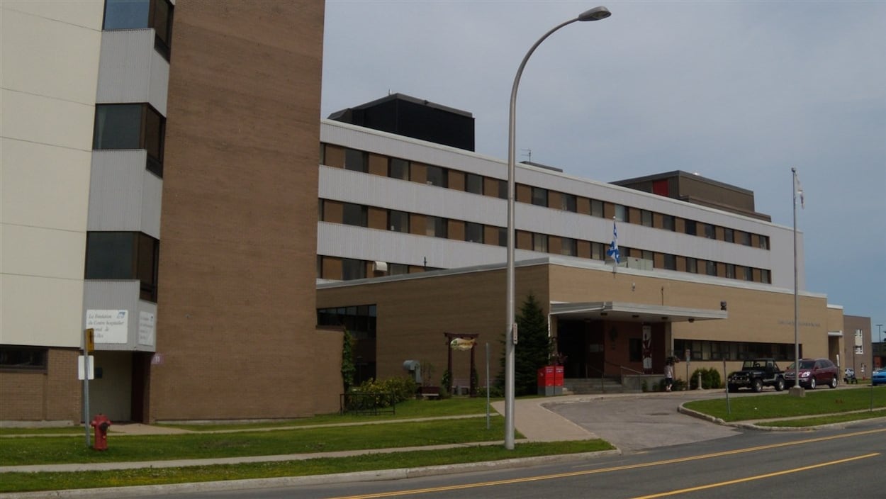 L'hôpital de Sept-Îles L'hôpital de Sept-Îles