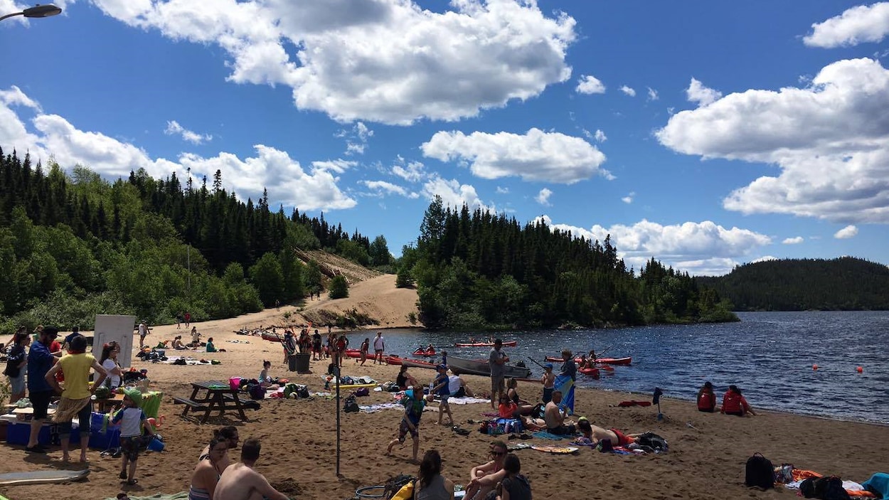 Leau Des Plages Du Québec Et De Lest De Lontario De Bonne