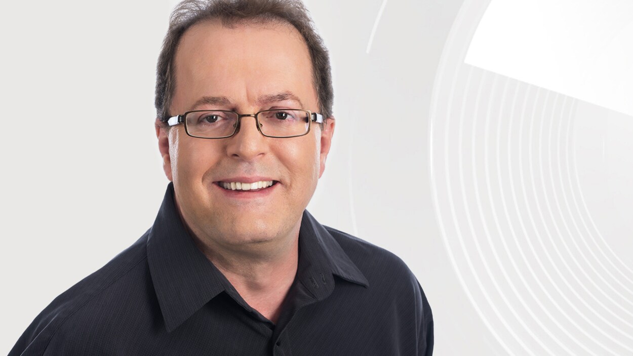 Photo de l'animateur de Format libre Michel Doucet