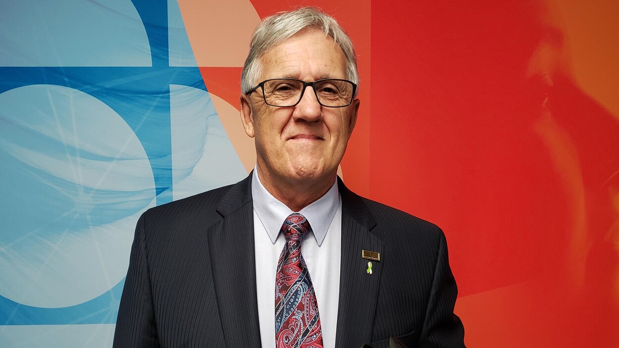 Michel Perron face à la caméra