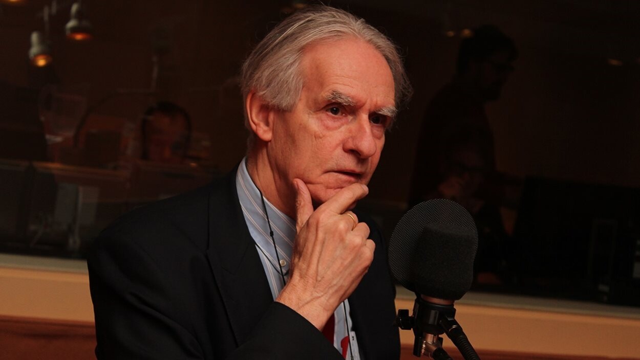 Le sociologue Gérard Bouchard en studio