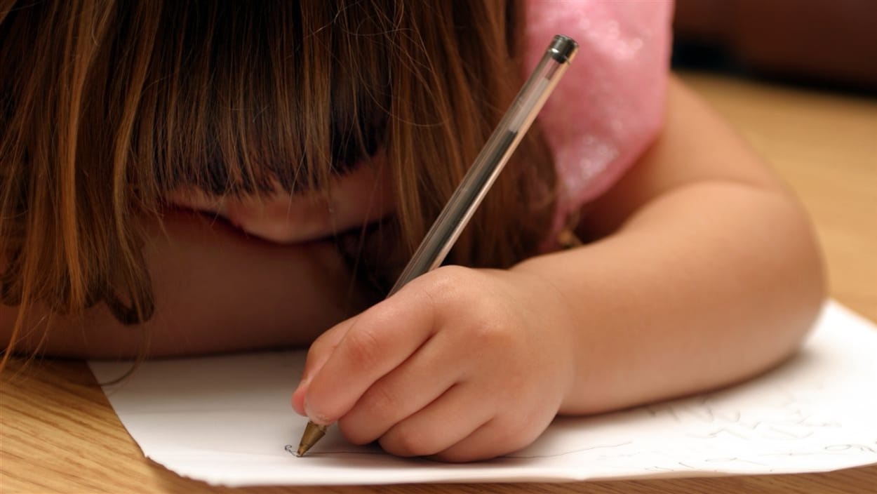 La DSFM élabore un nouveau guide pour marier l’écriture manuscrite et le clavier