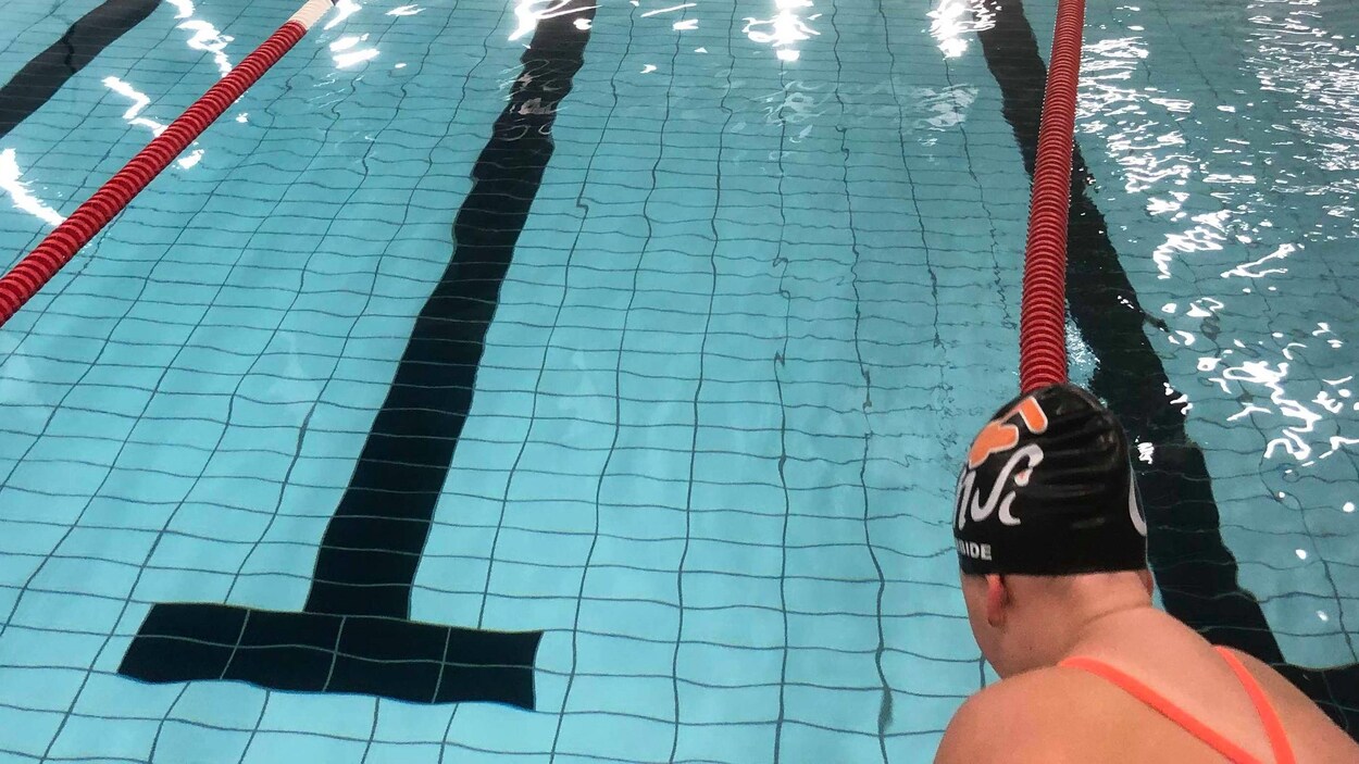 La préparation de la piscine avant un entraînement