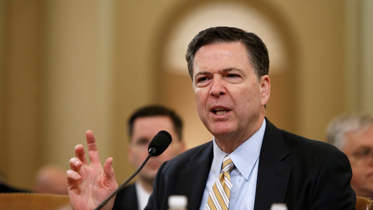 James Comey lors des audiences de la Commission du renseignement de la Chambre des représentants