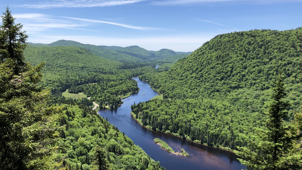 Le parc de la Jacques-Cartier fermé temporairement | Radio-Canada.ca