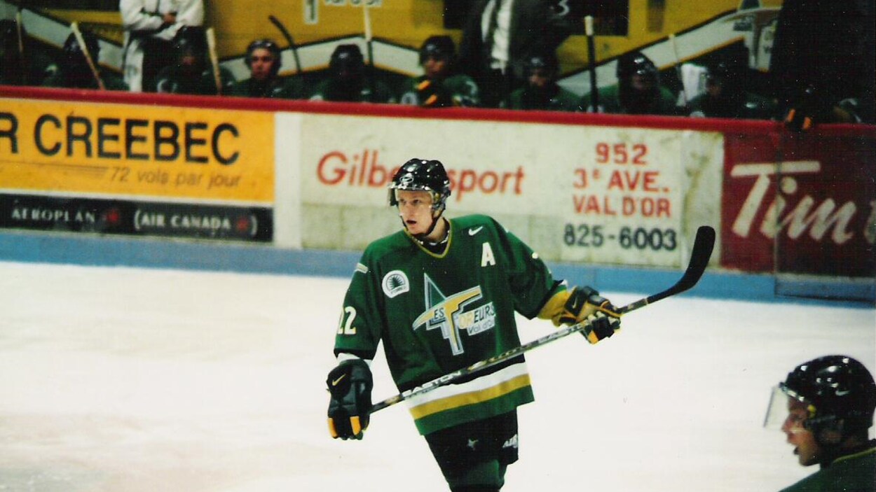 Simon Gamache a porté l'uniforme des Foreurs de 1998-2001