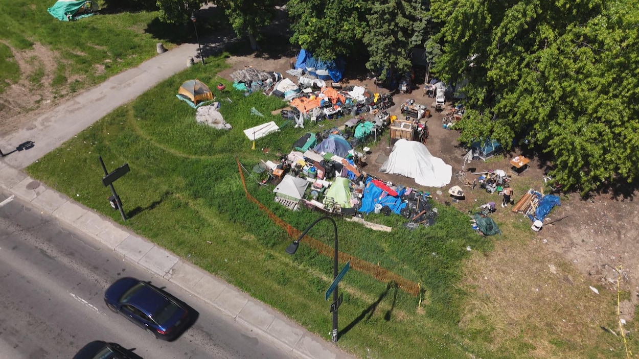 Un bébé retrouvé au campement Notre-Dame