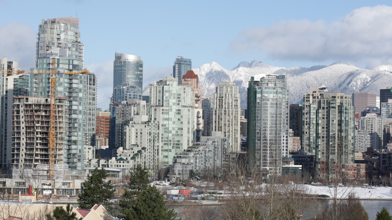 Quelques tours d'habitation à Vancouver. Quelques tours d'habitation à Vancouver.