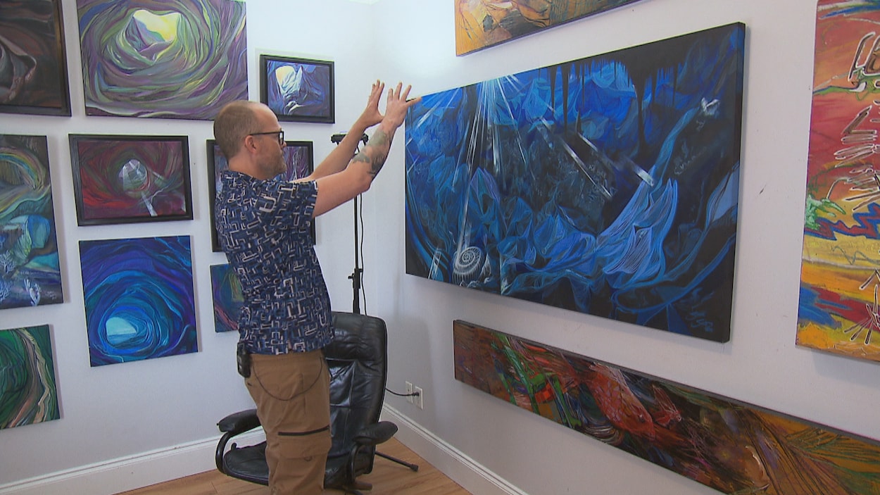Un artiste transforme sa maison en musée éphémère