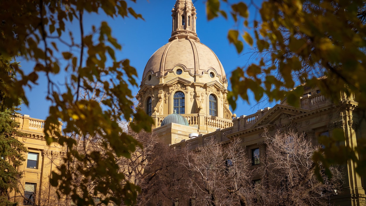Élections Alberta valide une autre pétition ayant pour but de destituer un député