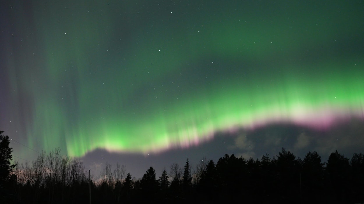 Un ciel tapissé d’aurores boréales dans la nuit de mardi à mercredi