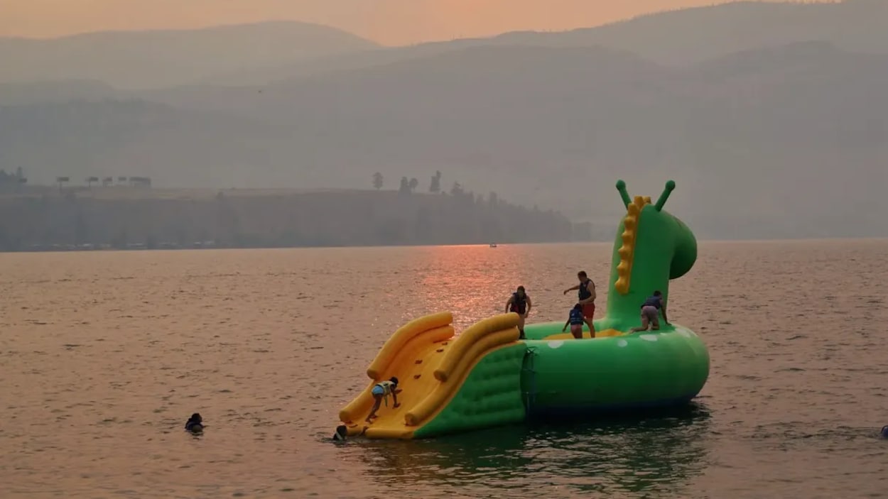 Les feux de forêt transforment l’été des hôteliers de l’Okanagan