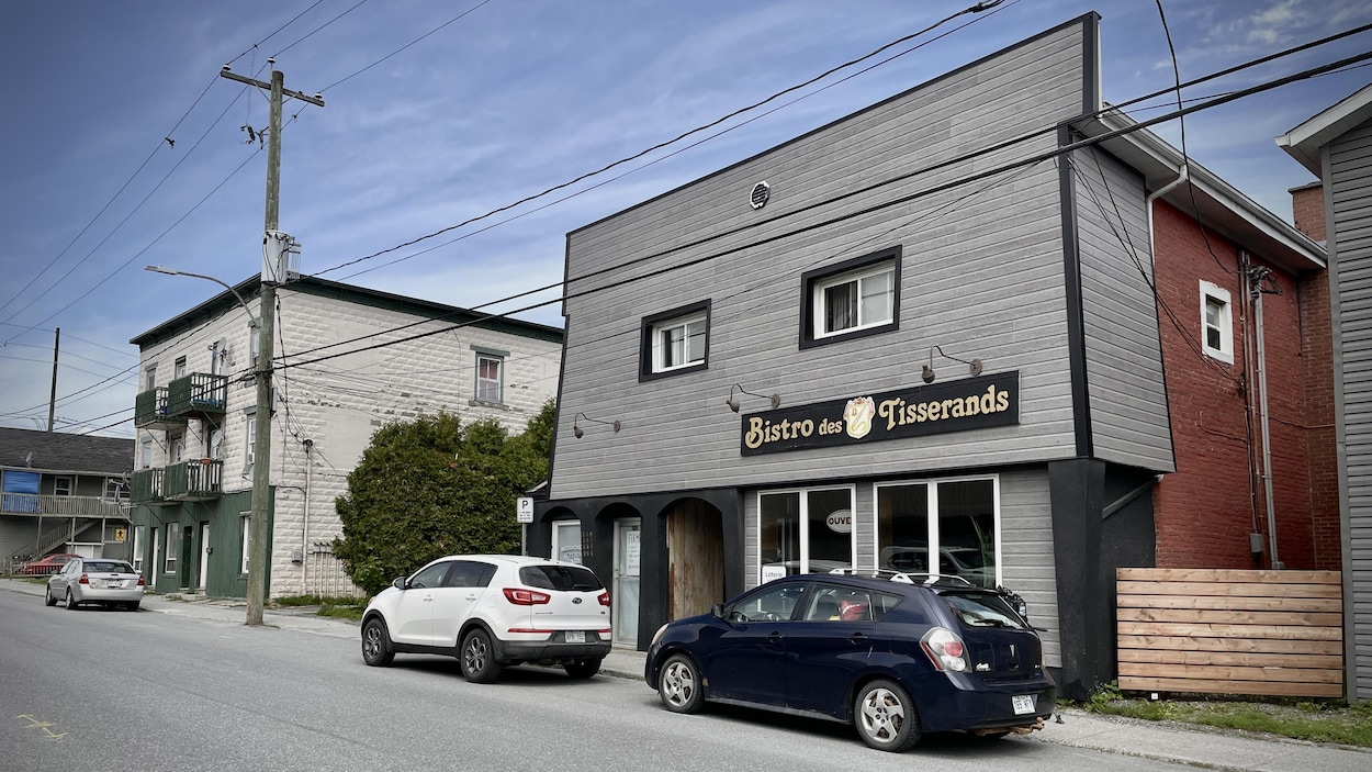 50 ans plus tard, le bistro des Tisserands ferme ses portes | Radio-Canada