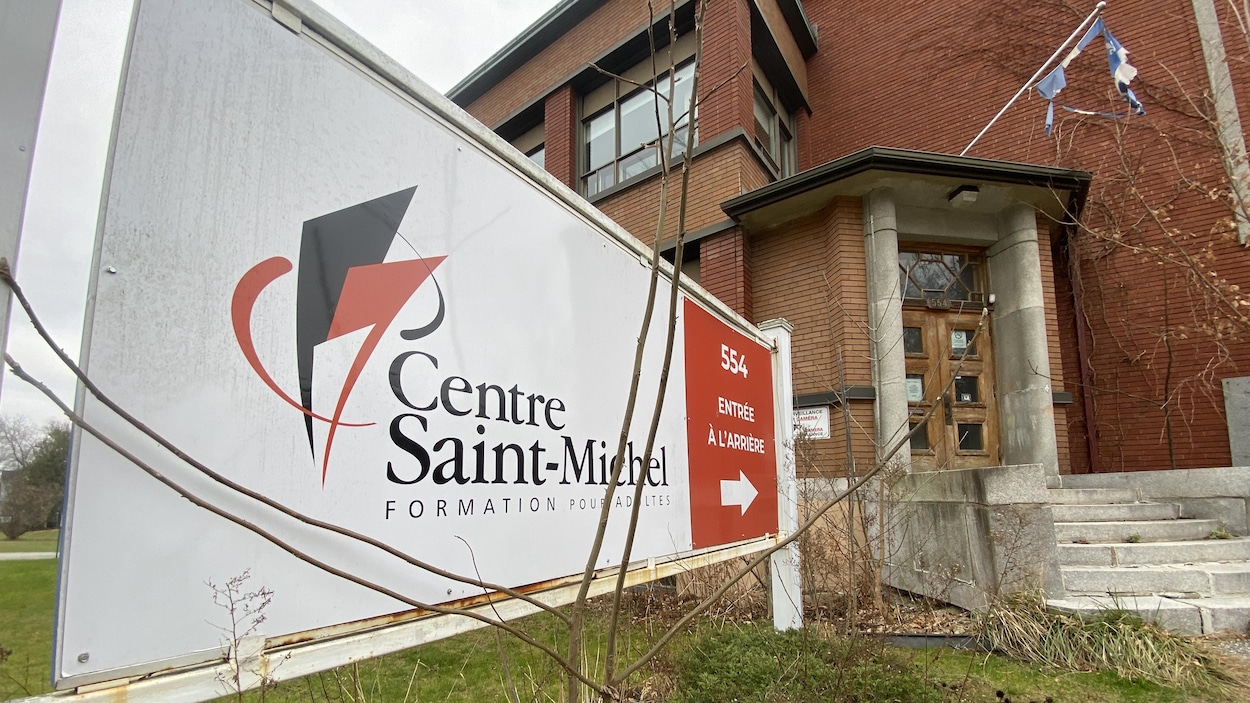 Le budget de francisation au Centre St-Michel pourrait être coupé de moitié