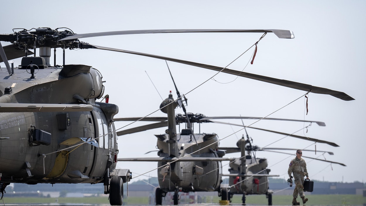 Achats militaires : Airbus ou Leonardo pour remplacer les Black Hawk?