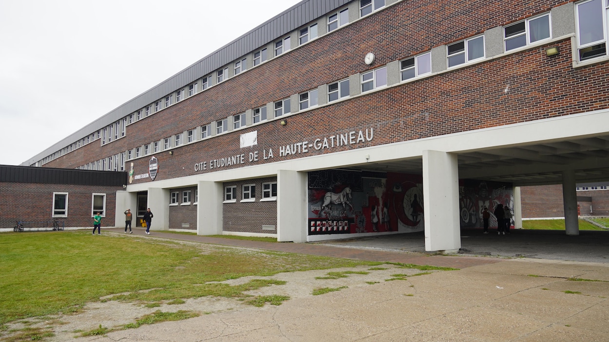 Une école de Maniwaki fait de la prévention contre des batailles entre élèves