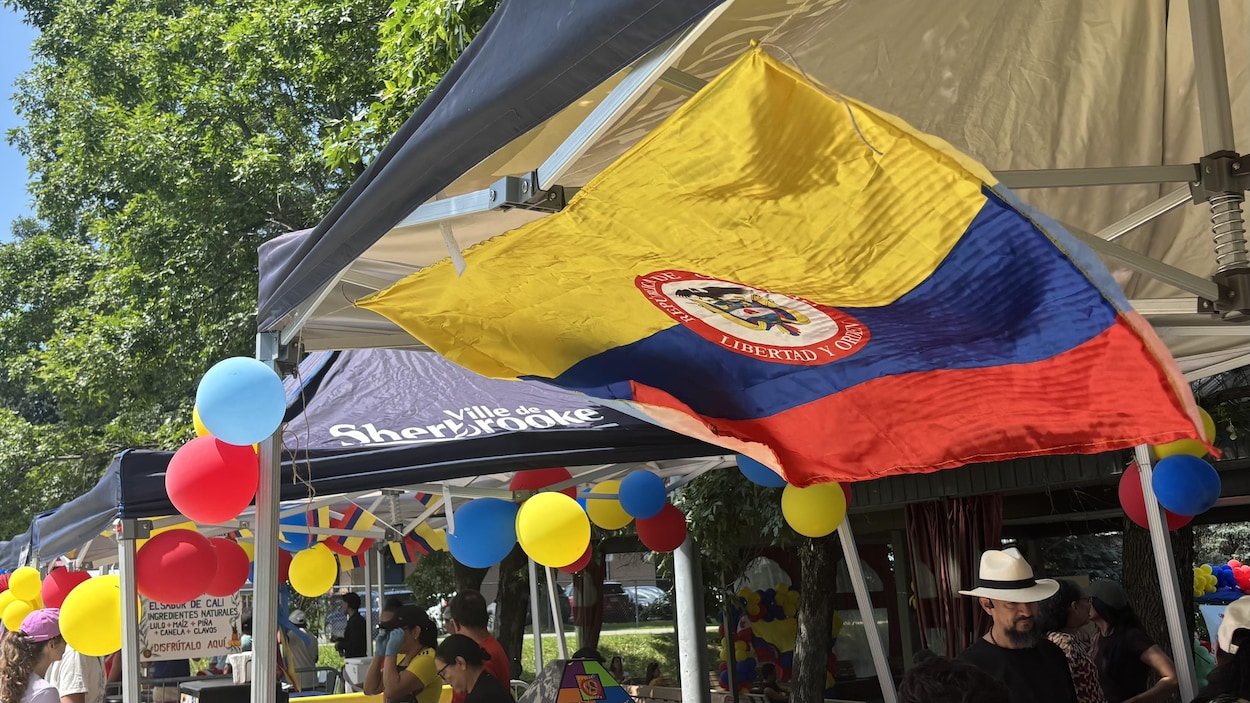 La communauté colombienne de Sherbrooke célèbre l’indépendance sur fond de « division »