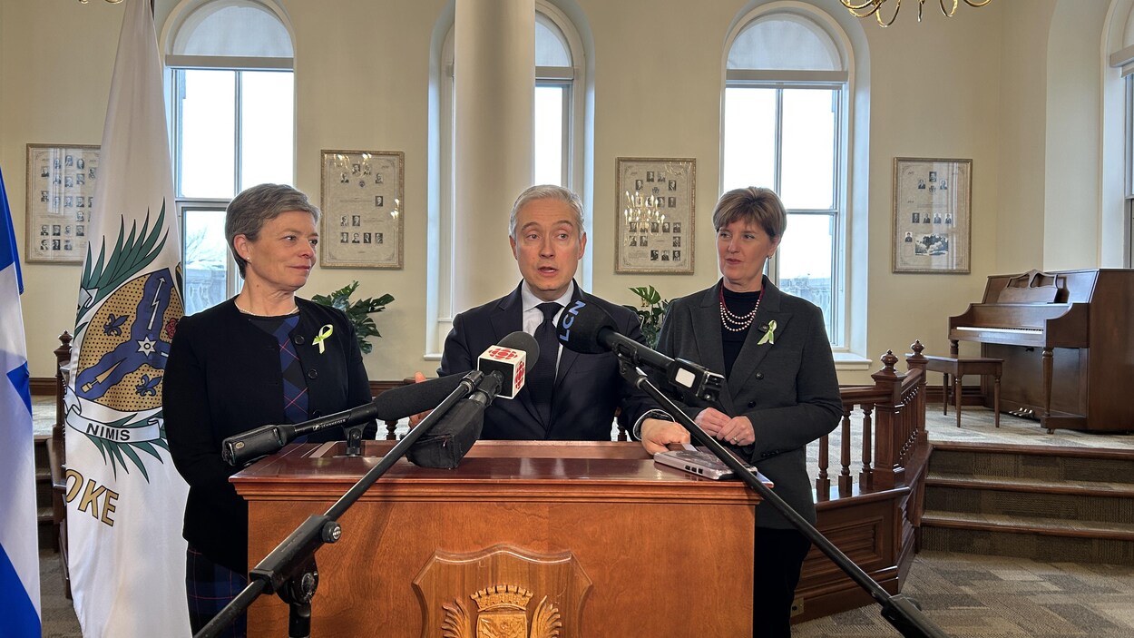 La vision d’Ottawa en défense profitera à l’Estrie, croit le ministre Champagne