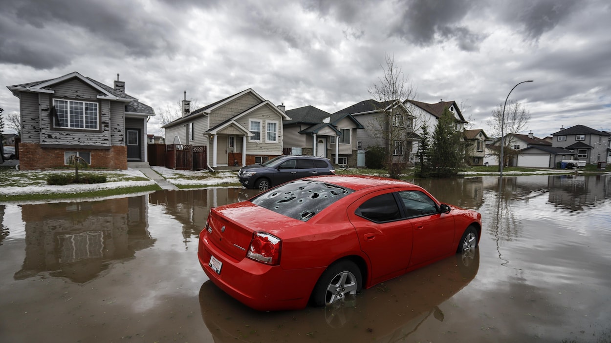 Les phénomènes météo font exploser le coût des assurances habitation en Alberta