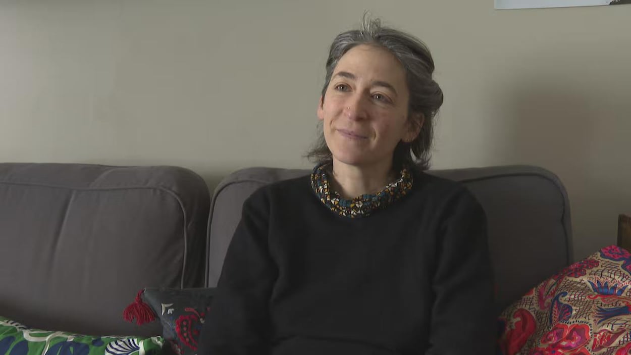 Leur banque abrège leur nom de famille... puis bloque une transaction