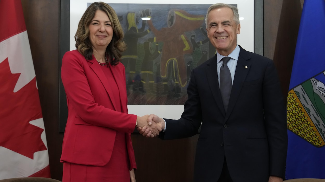 Protocole d’accord énergétique : Ottawa et l’Alberta s’entendent et appuient un pipeline