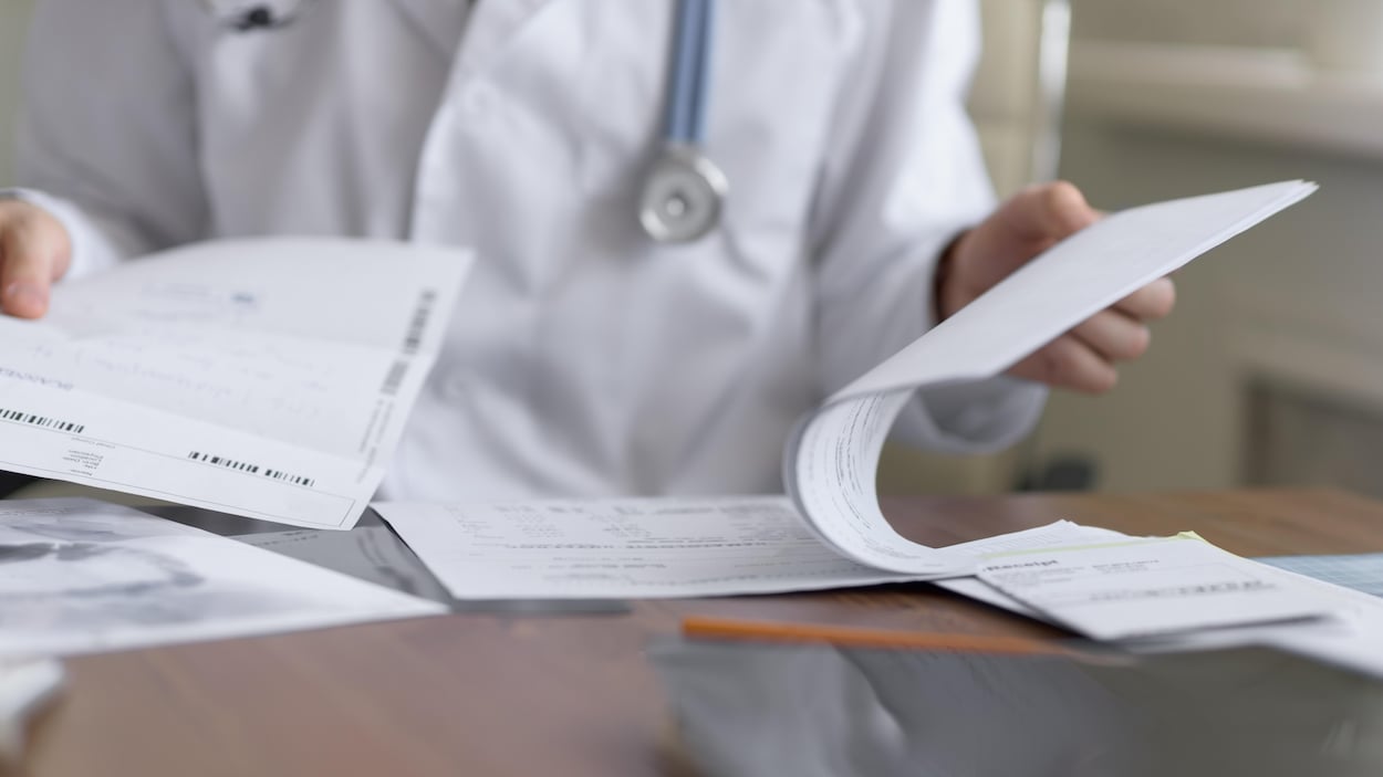 Des médecins de famille de l’Î.-P.-É. croulent sous la paperasse