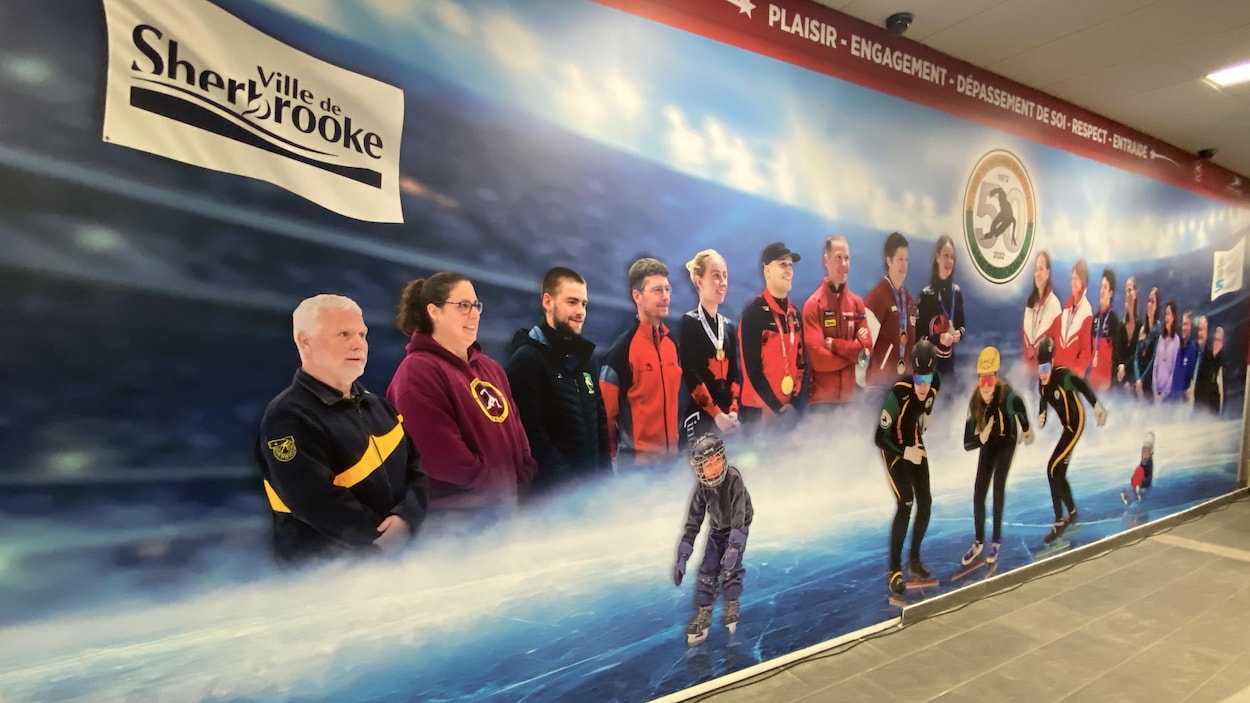 La dernière œuvre de Serge Malenfant rend hommage au patinage de vitesse à Sherbrooke