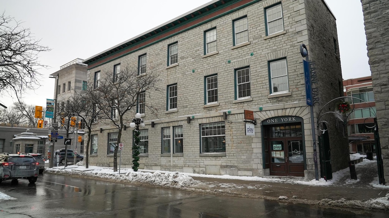 À l’aube du 200e d’Ottawa, un autre restaurant ferme dans le marché By
