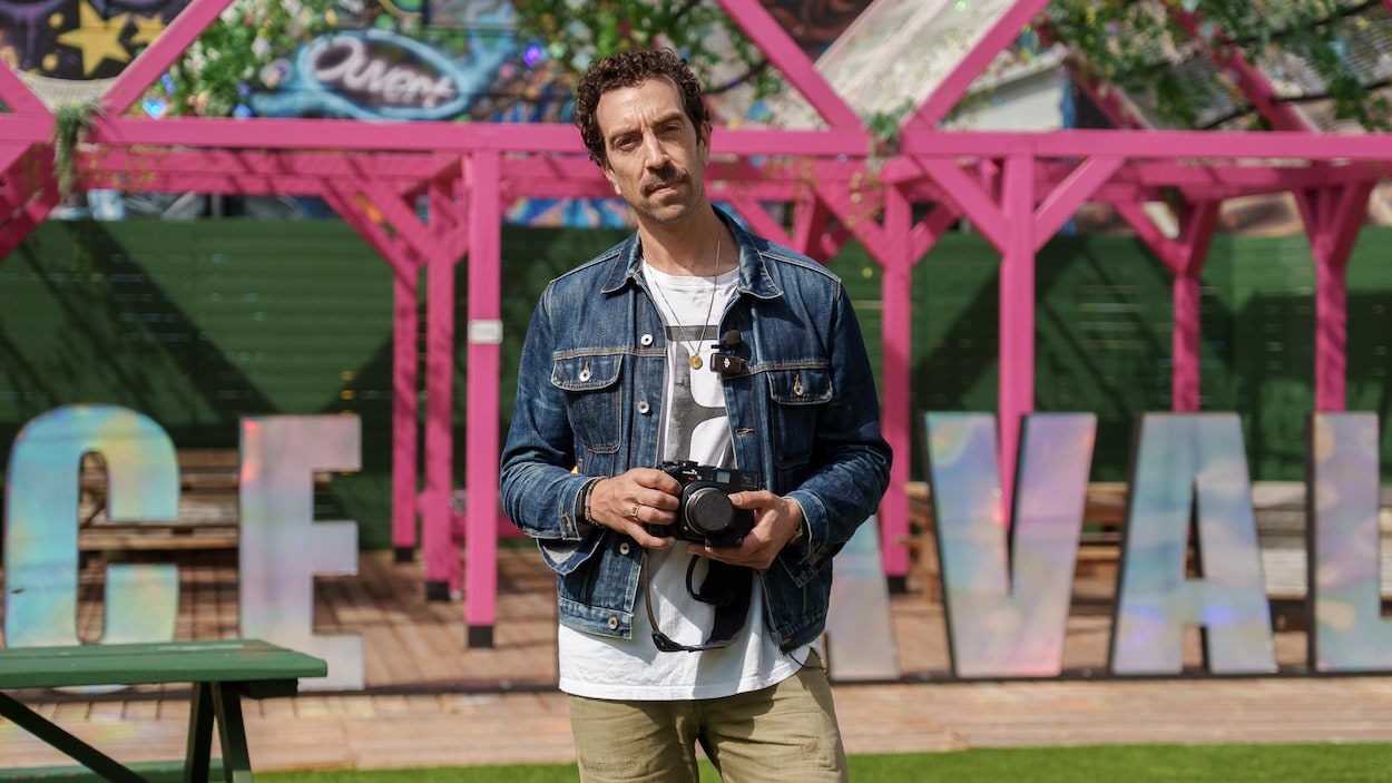 Don’t be weird ou l’art de photographier de parfaits inconnus