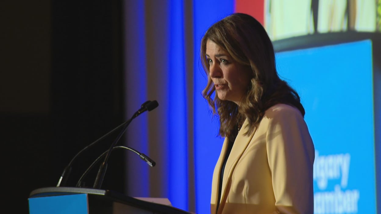 Danielle Smith prête à plus de concessions pour un pipeline