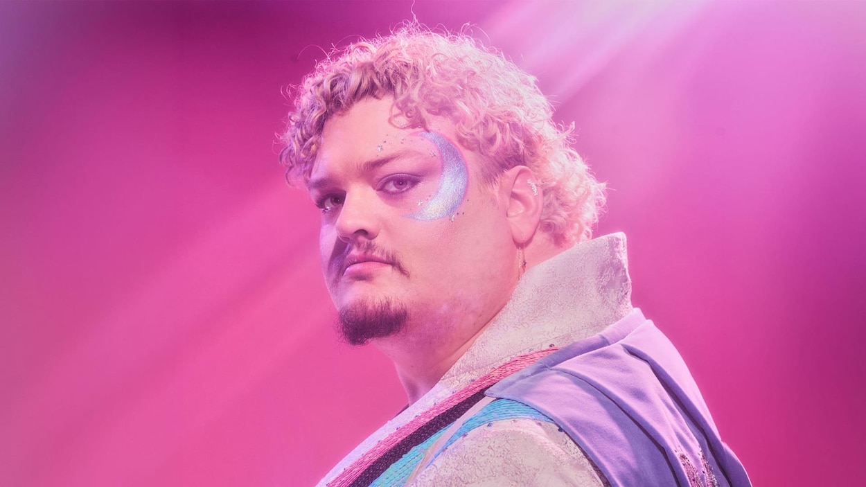 Le chanteur TALK finaliste à la course à l’Eurovision