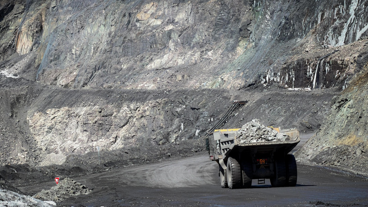Le défi de la contamination des eaux à la mine Tio