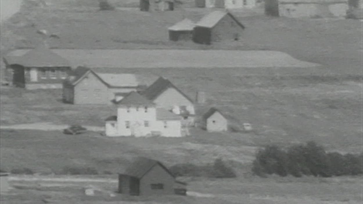 Des maisons qui se situaient sur le territoire de Forillon avant l'expropriation de centaines de gaspésiens.