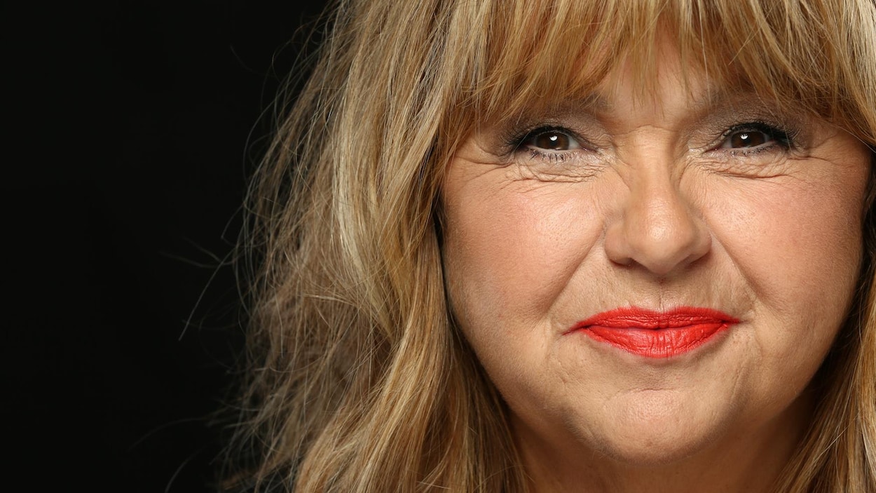 Lise Dion sur scène avec le chanteur country Dave Fenley