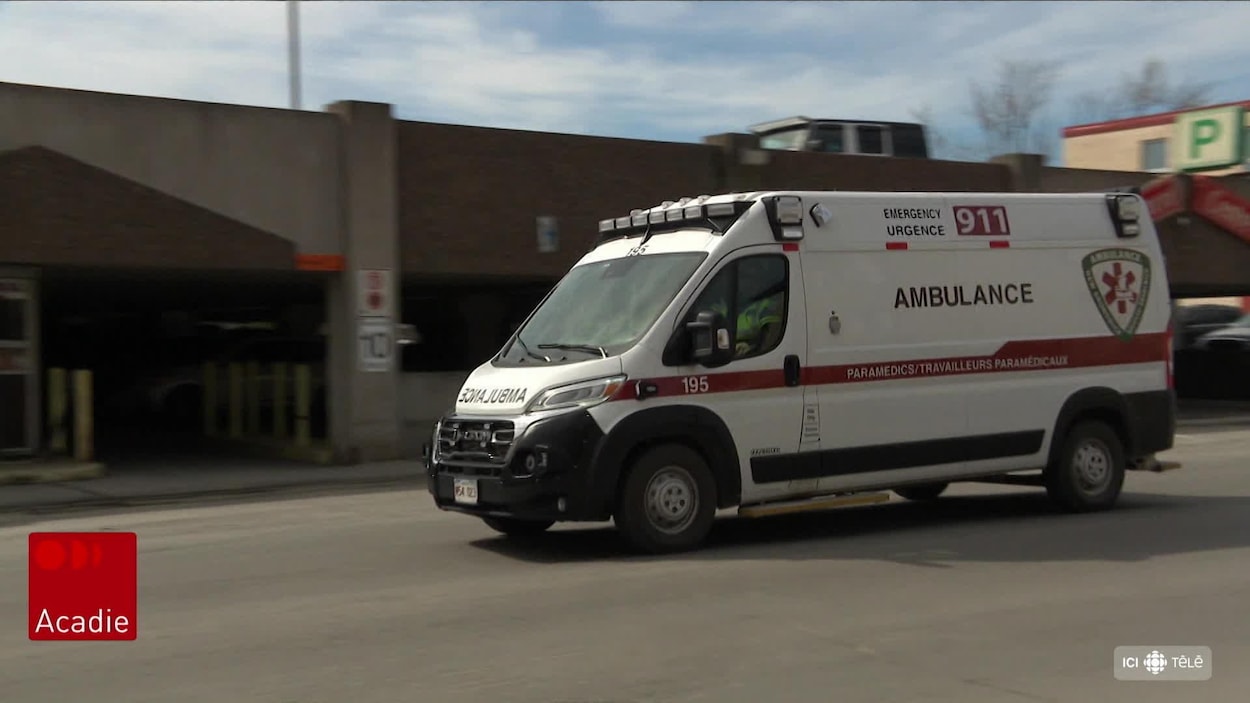 Après un mois, le nouveau modèle de déploiement d'Ambulance NB semble efficace