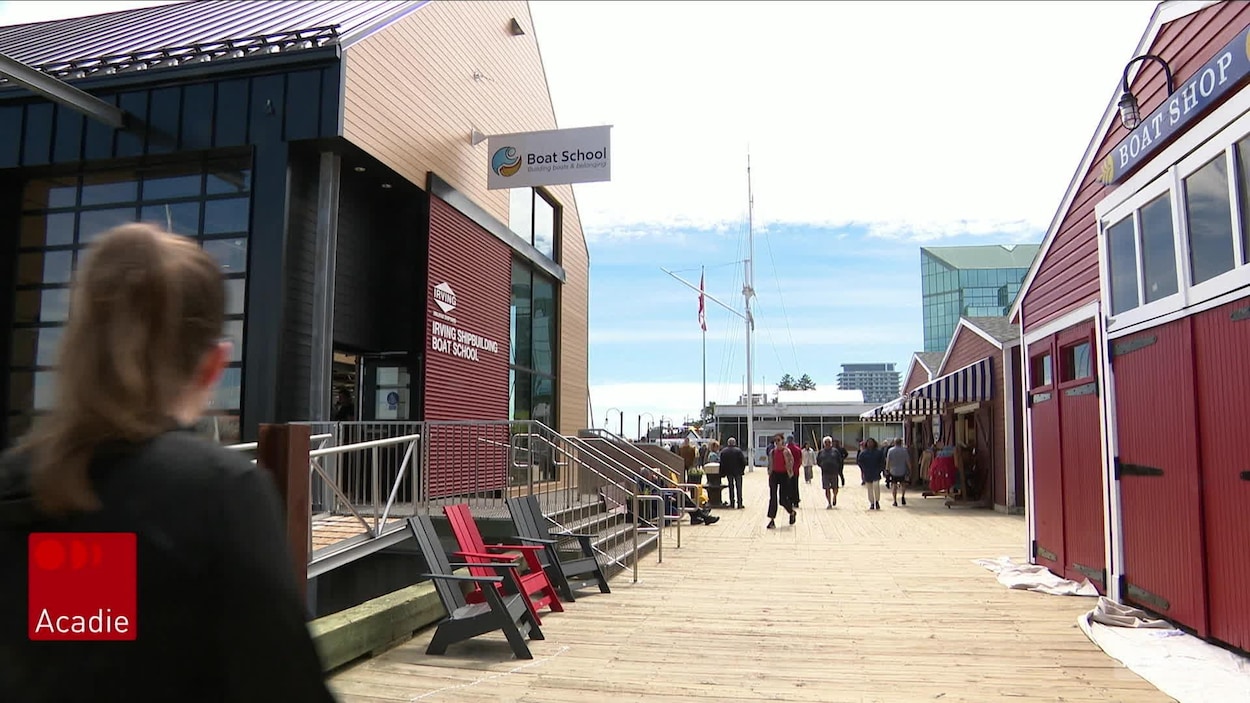 Une nouvelle école de construction de bateaux ouvre ses portes à Halifax
