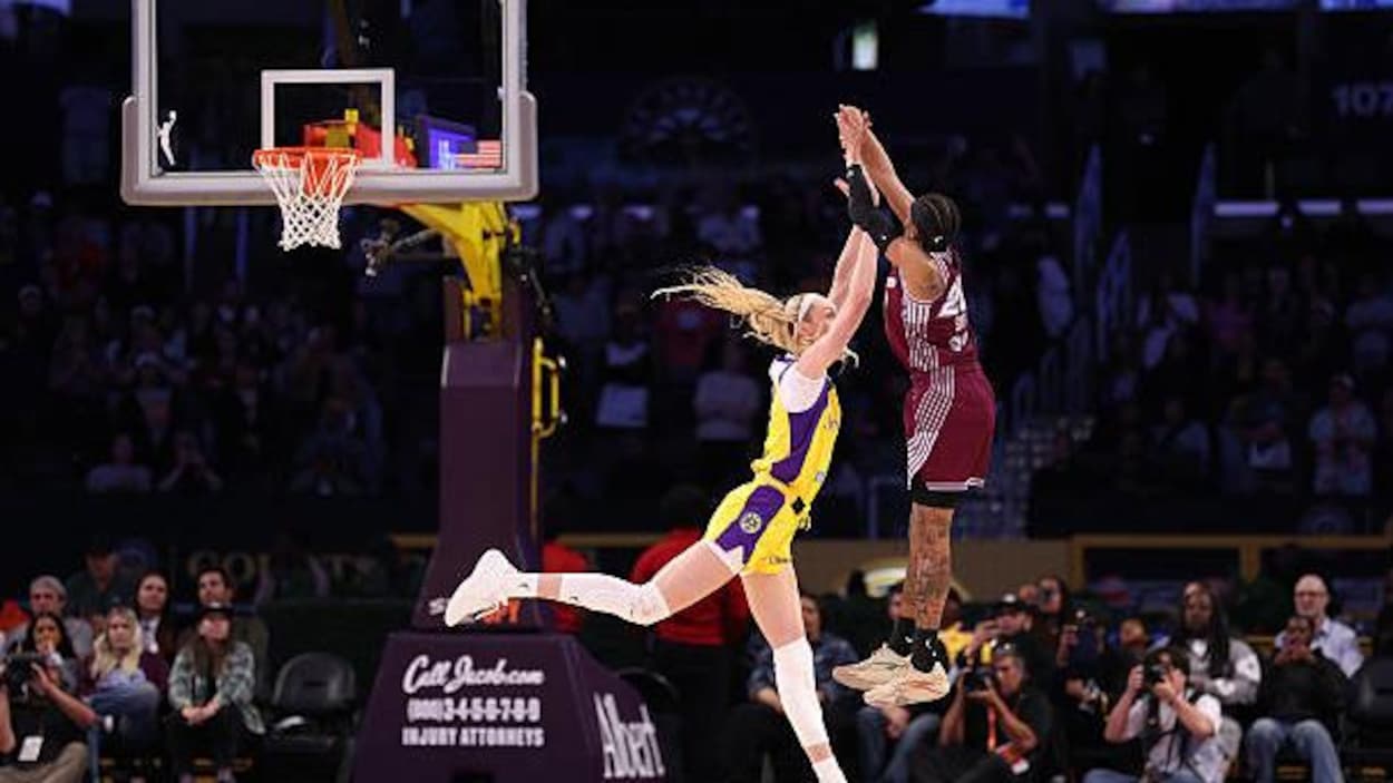 Basketball féminin : la foule au rendez-vous à Toronto