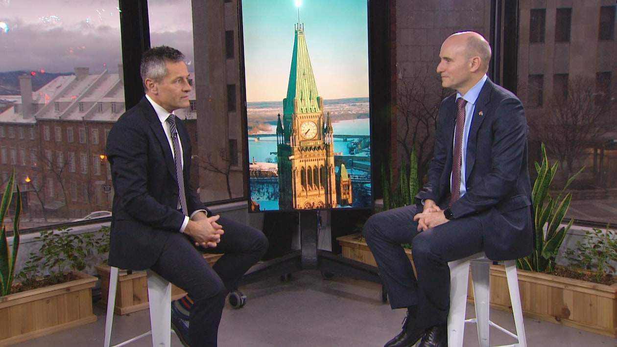 Bilan de fin d’année avec le ministre JeanYves Duclos Le téléjournal