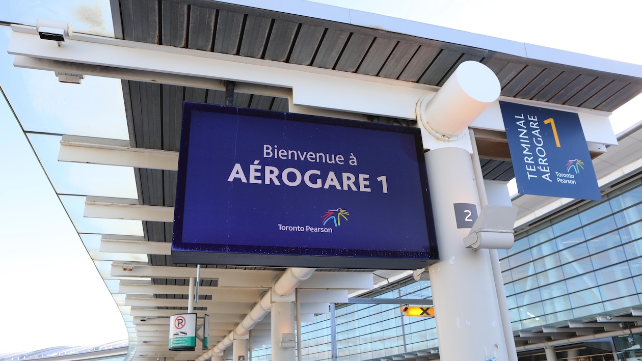 « Quelle langue parlezvous? » l’aéroport Pearson face à ses