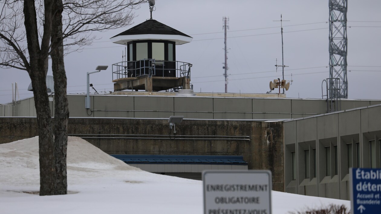 La prison de Québec sous haute tension | Le téléjournal Québec